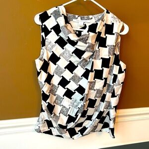 Diane Von Furstenberg Leala Top 3D Sleeveless 100% Silk Blouse Size 6